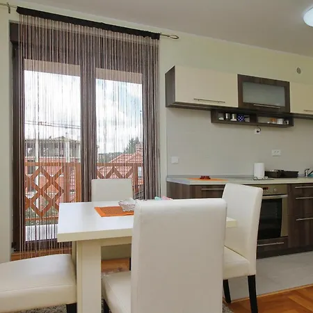 Apartman Zlatiborska 1 Lux